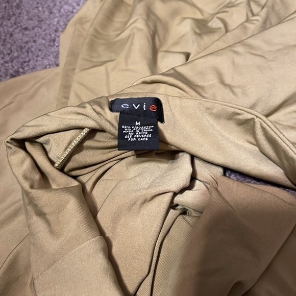 Hi low shiny satin like ruffle skirt - Picture 3 of 4